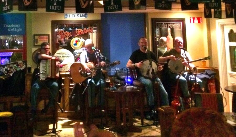 Dublin: Private Pub Tour - The guide makes or breaks the experience
