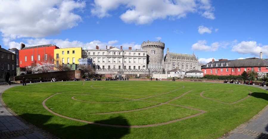 Dublin: Private Tour of City Monuments in Spanish - Christ Church Cathedral and St. Audoen’s Park