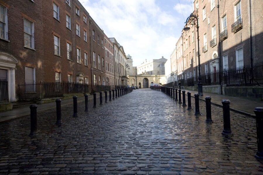 Dublin: Private Tour of City Monuments in Spanish - What three hours can and cannot do