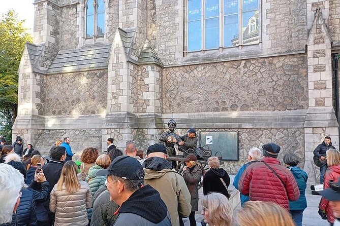 Dublin Private Walking Tour | 3 hour Highlights & Hidden Gems - A fast walk through Dublin’s past