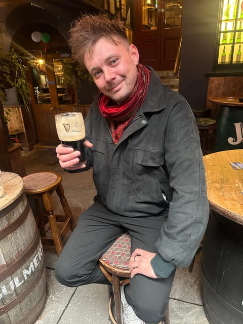 Dublin: Pub Tour. Pour The Perfect Guinness, Whiskey & Music - Dress, Walking, and Other Practical Matters