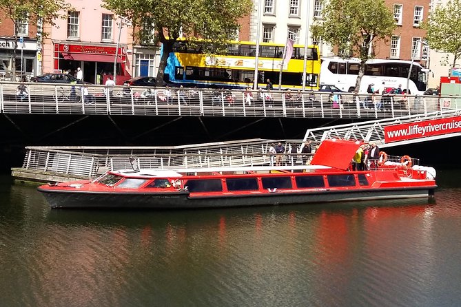 Dublin Sightseeing Cruise on River Liffey with Local Guide - Dublin Docklands and the new city center