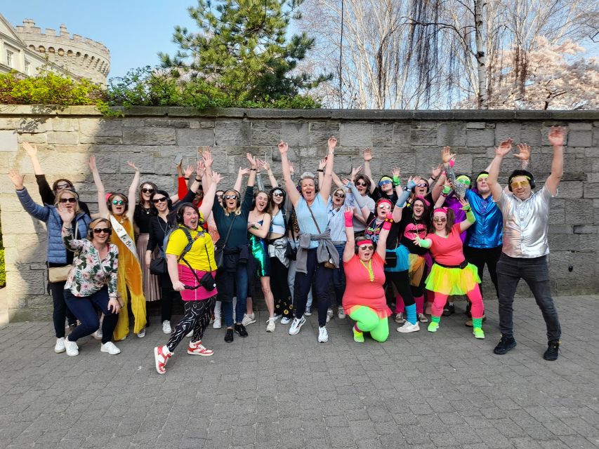 Dublin: Silent Disco Walking Tour - Getting fitted with the silent disco headset