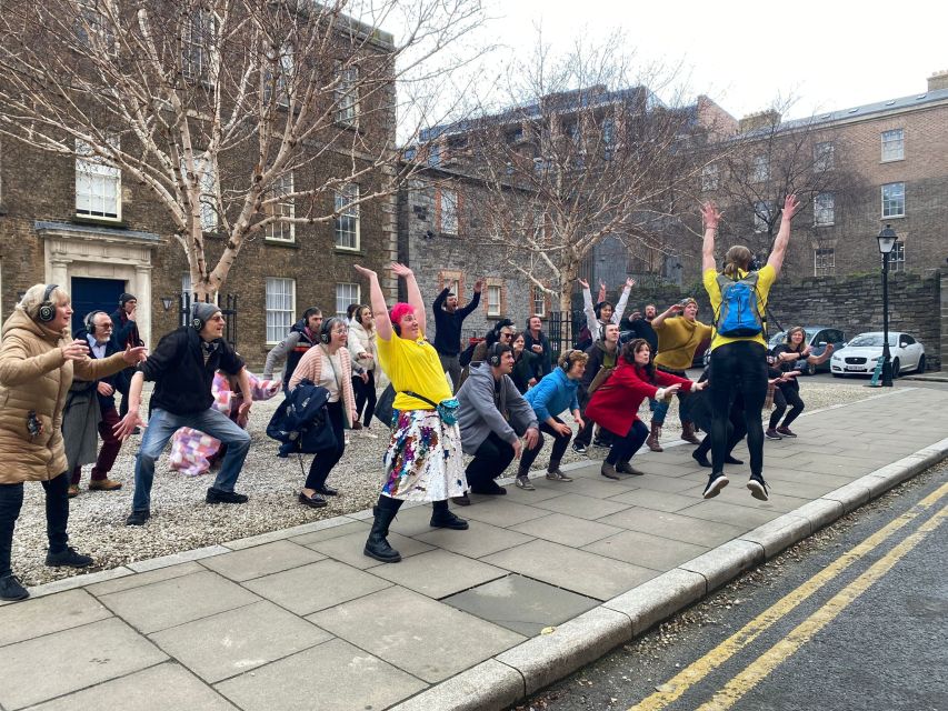 Dublin: Silent Disco Walking Tour - Meeting at The Button Factory in Temple Bar