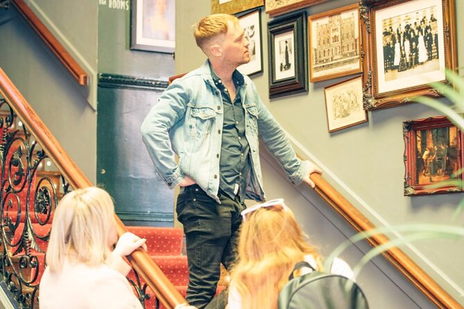 Dublin Storytelling Pub Tour - 3 stops, drinks & local snacks - Starting at Powerscourt Townhouse Centre