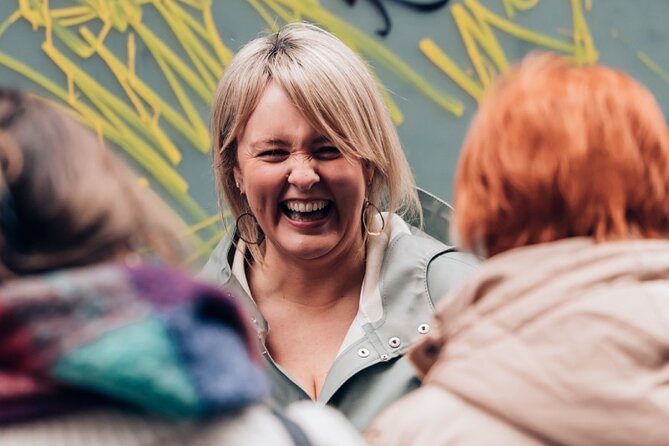 Dublin Storytelling Pub Tour - 3 stops, drinks & local snacks - Why the small group makes a difference