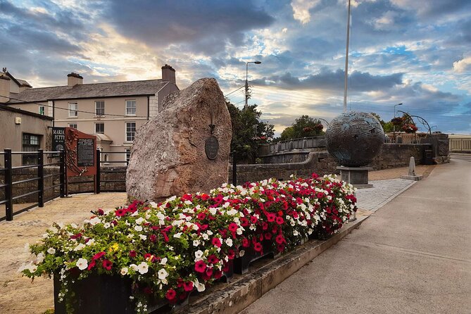 Dublin to Cliffs of Moher, Ennis Town & Bunratty Castle Day Tour - Who should book this day trip