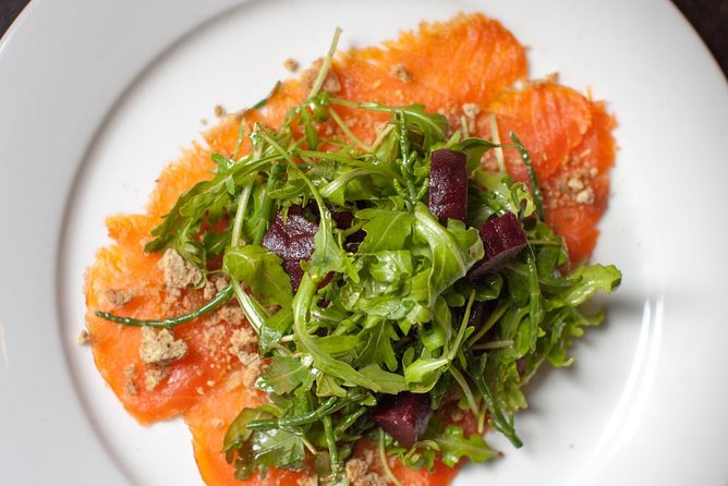 Dublin Traditional Irish 3 Course Meal Walking Tour with Local - From Molly Malone to Temple Bar