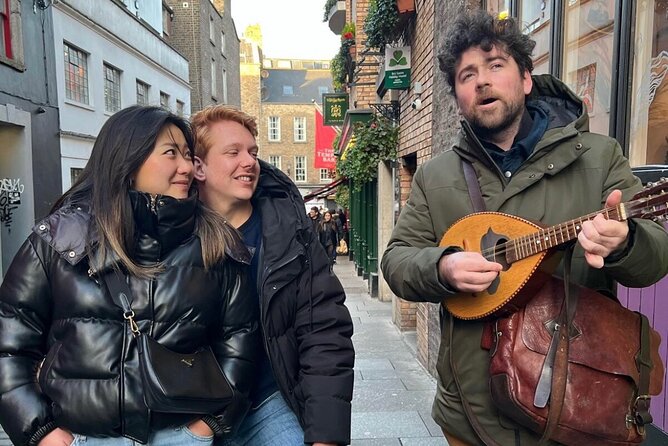 Dublin Traditional Irish Music Walking Tour with Live Performance - Christ Church Cathedral and medieval Dublin