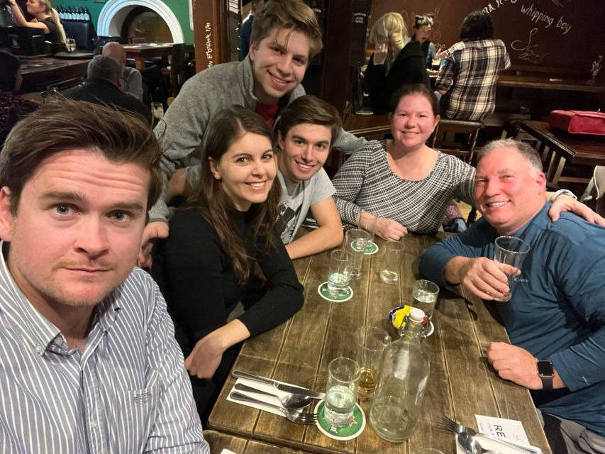 Dublin: Traditional Pub Walking Tour - Key points at a glance