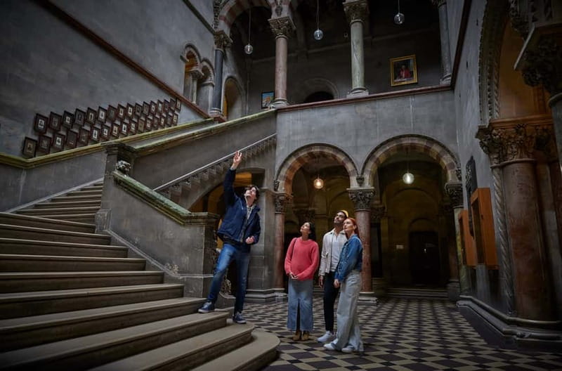 Dublin: Trinity College Campus Guided Walking Tour - Why a student guide changes the experience