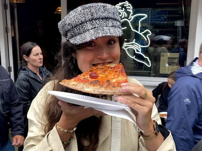 Dublin: Walking Tour for Foodies with Tastings - Key points at a glance