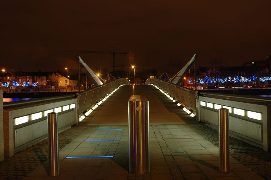 Dublin Welcome Tour: Private Tour with a Local - Starting near your hotel or Airbnb