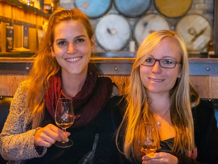 Dublin: Whiskey Tasting Tour - What the whiskey lessons are like
