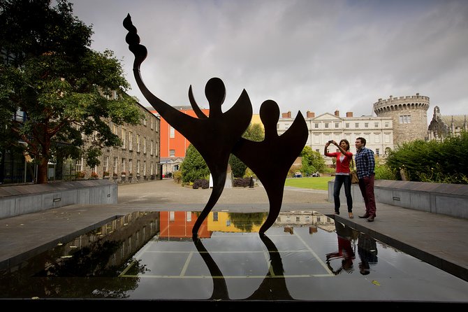 Essential Private Dublin walking tour for up to 6 people - Temple Bar, with expectations set correctly