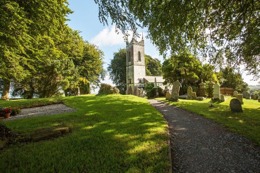 From Dublin: Celtic Boyne Valley and Ancient Sites Tour - Why the Boyne Valley makes a fine day trip from Dublin