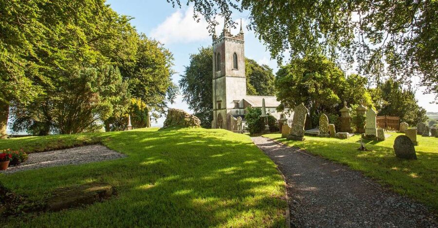 From Dublin: Celtic Boyne Valley and Ancient Sites Tour - Fore Distillery, tasting, and a practical lunch stop