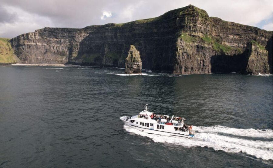 From Dublin: Cliffs of Moher, Boat Tour & Aillwee Cave - Why this Dublin day trip works