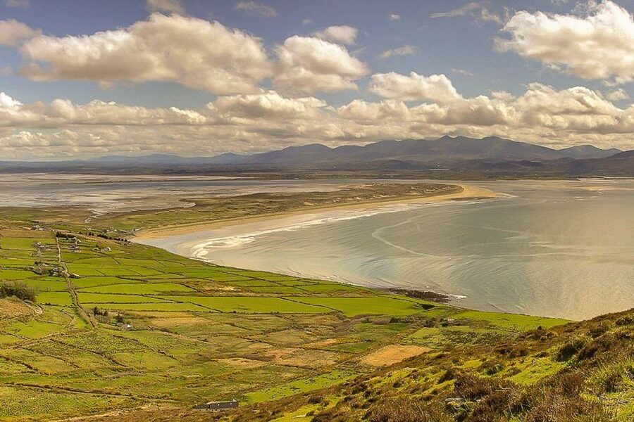 From Dublin: Galway and Kerry 3-Day Budget Tour - How the guide and bus affect the experience