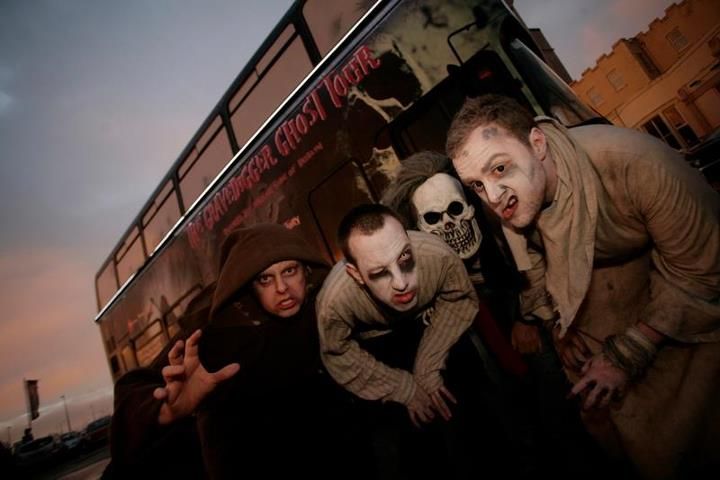 From Dublin: Gravedigger Ghost Bus Tour - Finishing at the Gravediggers Pub