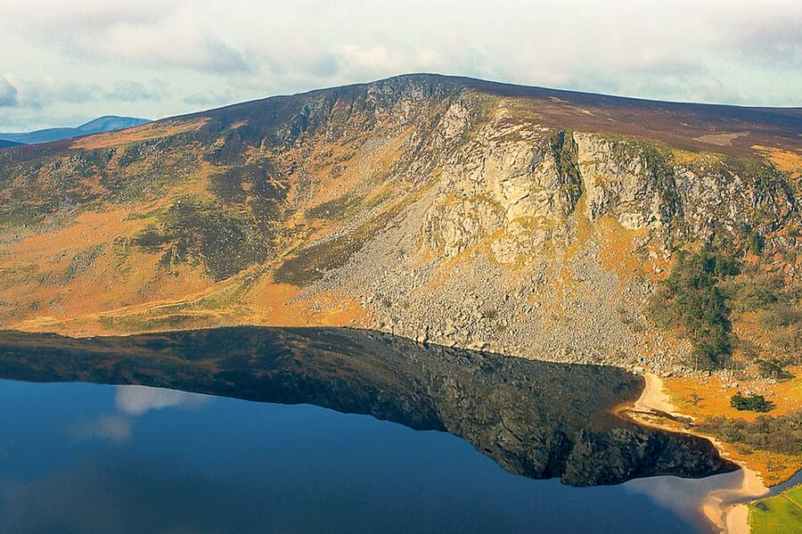 From Dublin: Wild Wicklow Mountains and Glendalough Tour - Lunch at Lynhams of Laragh