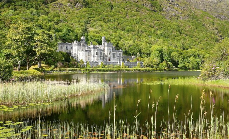 From Galway: Castles of Connemara Full-Day Tour - Oughterard, the Quiet Man Bridge, and the Connemara Giant