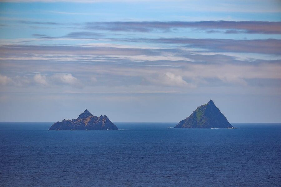 From Killarney: Ring of Kerry Guided Day Tour - Sneem and the return through Moll’s Gap
