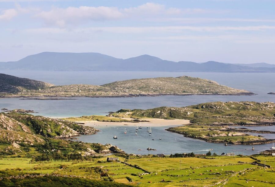 From Killarney: Ring of Kerry & Skellig Ring Full-Day Tour - Starting in Killarney and settling into the minibus