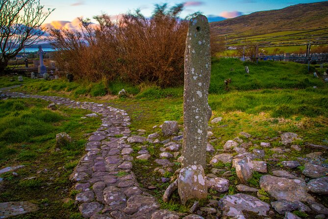Full Day Private Cultural Tour in Dingle Peninsula - Gallarus Oratory and Kilmalkedar Church