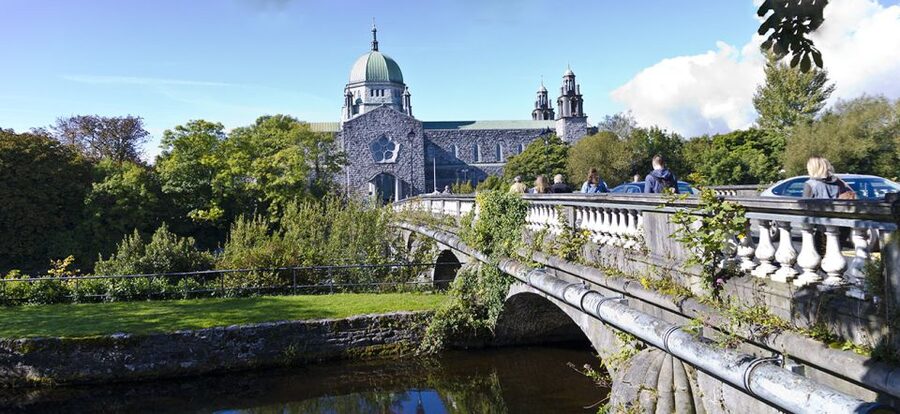 Galway City: Guided 1.5-Hour Walking Tour - St. Nicholas’s Collegiate Church and Galway’s older center