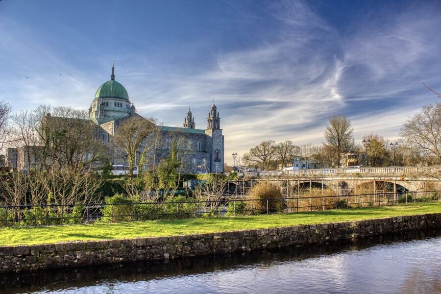 Galway: City Sightseeing Hop-On Hop-Off Bus Tour - Start at Eyre Square and follow Galway’s old center
