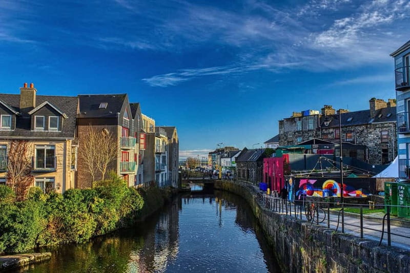 Galway City Walk: Rougues, Rebels and Rakes - Starting at The Hardiman on Eyre Square