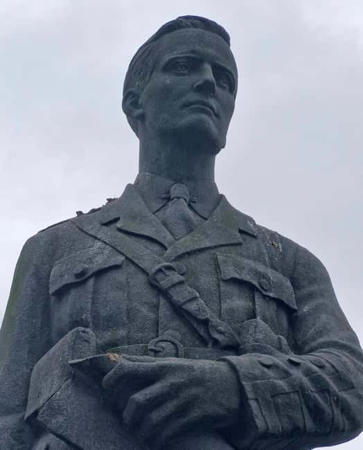 Galway City Walk: Rougues, Rebels and Rakes - The Claddagh Ring and old Fishmarket Square