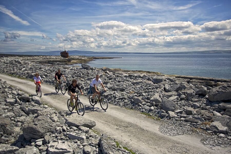 Galway: Day Trip Ferry to Inis Oírr (Aran Islands) - From Galway to Rossaveel for the 10:30 AM ferry