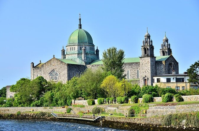 Galway Private Walking Tour - Starting at Eyre Square and the Kennedy Memorial
