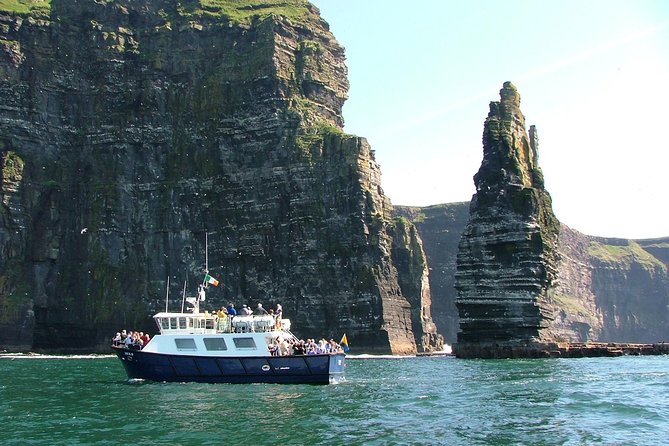 Galway to Inisheer Aran Islands, Cliffs of Moher and Boat Trip - The 9:00 a.m. start in Galway