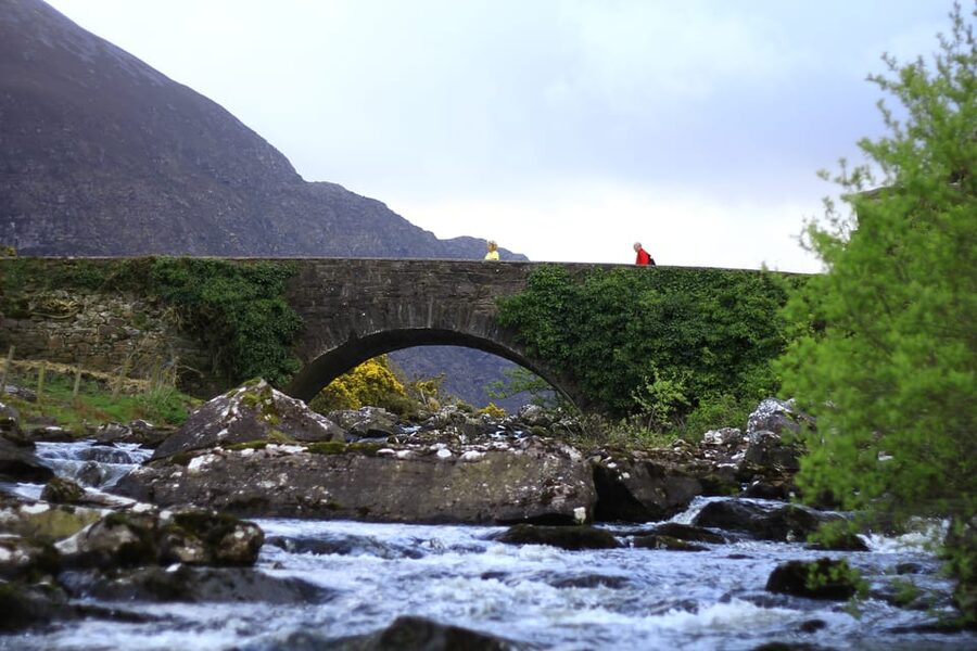 Gap of Dunloe & Lakes of Killlarney Boat Tour - Walking the six-mile Gap of Dunloe