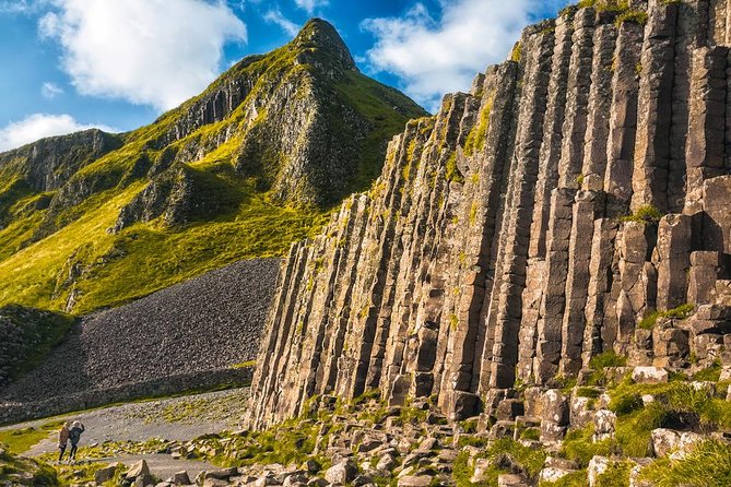 Giant's Causeway Day Tour from Dublin - Through the Glens of Antrim