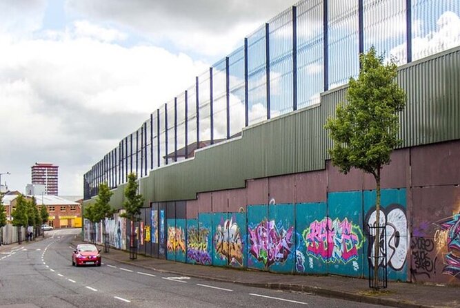 Giants Causeway and Belfast 2 Days with Private Chauffeur Tour - The Peace Wall and Belfast murals