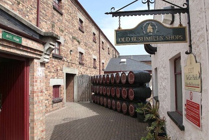 Giants Causeway and Belfast 2 Days with Private Chauffeur Tour - Giant’s Causeway and its Atlantic setting