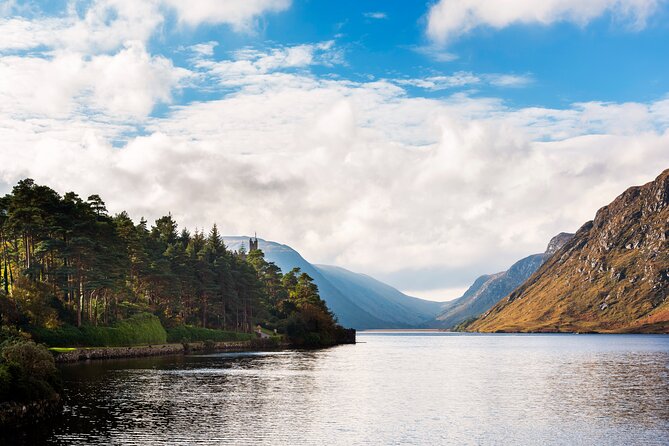 Glenveagh National Park and Gaeltacht Tour - The guide, vehicle, and personal style