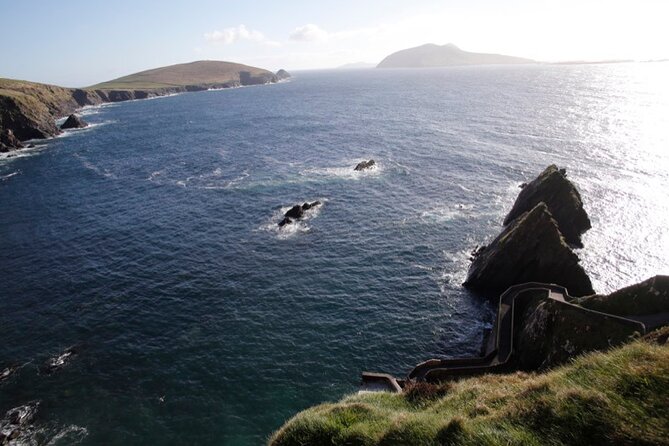Half Day Private Tour to Dingle Peninsula and Slea Head - Ring forts, famine cottages, and beehive huts