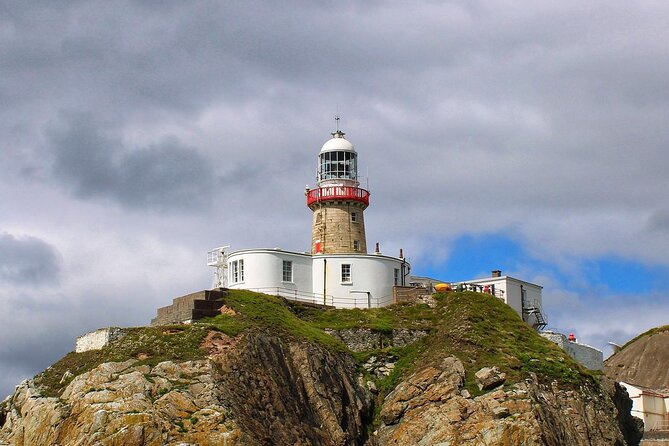 Howth Cliffs and Ireland's Eye Ferry Boat Tour - Getting there and handling the practical details
