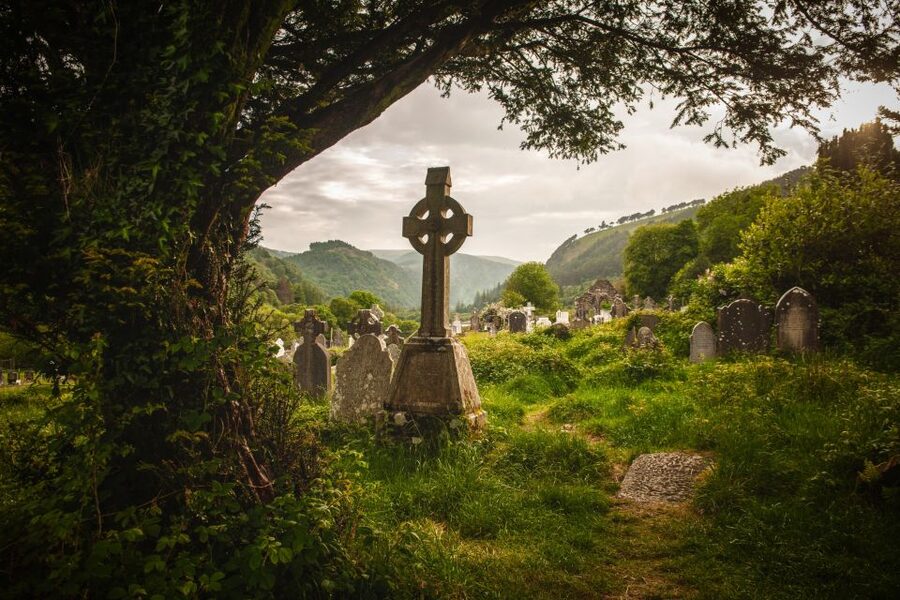 Ireland: Blarney Castle, Kilkenny & Irish Whiskey 3-Day Tour - B&Bs, luggage, and the practical side