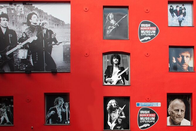 Irish Rock 'N' Roll Museum Experience Dublin - Entering Dublin’s Temple Bar music quarter