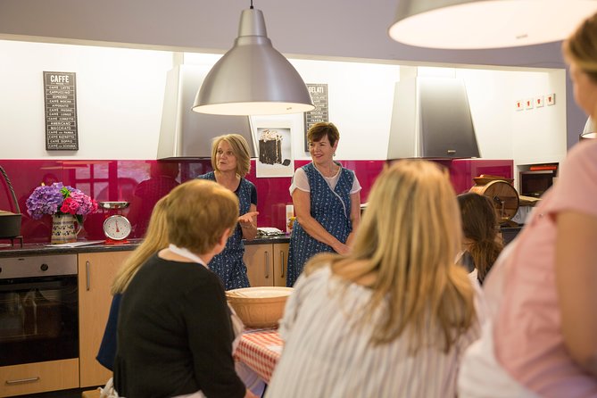 Irish Soda Bread Baking and Food Heritage Experience - Why soda bread is a smart way to meet Ireland