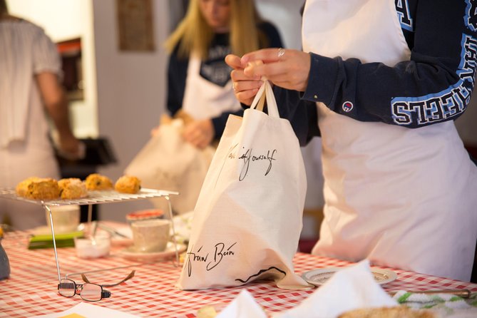 Irish Soda Bread Baking and Food Heritage Experience - What the two-hour schedule gives you