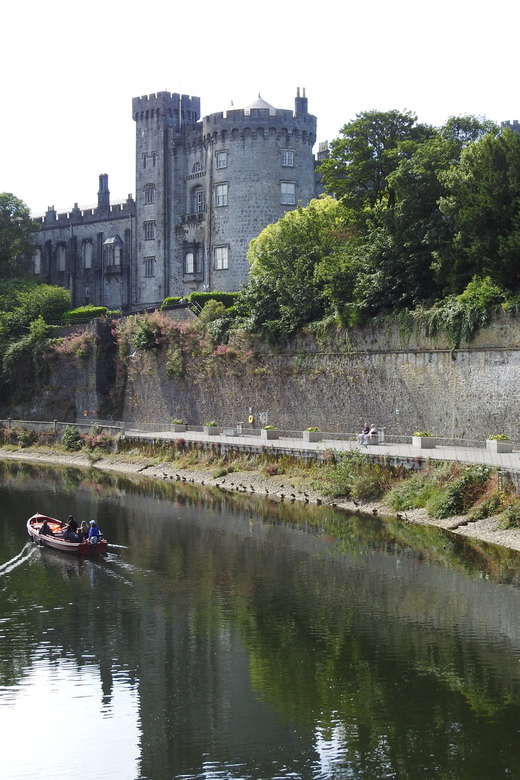 Kilkenny: Guided City Boat Tour with Kilkenny Castle Views - Starting at Canal Square beside John’s Bridge