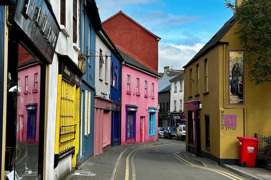 Kinsale: Guided eBike Sightseeing Tour - Who should book this ride
