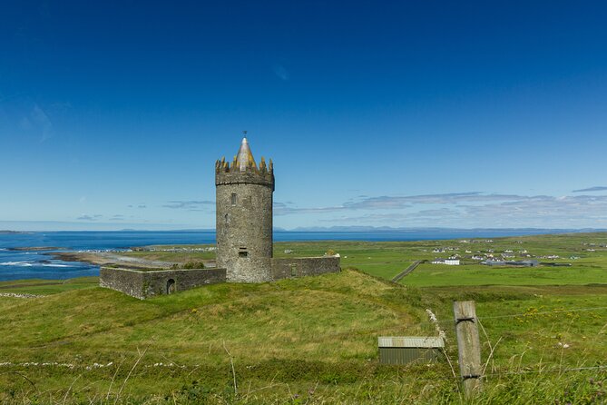 Private Cliffs of Moher Day Tour - Caherconnell Stone Fort and working sheepdogs